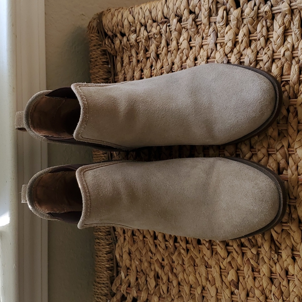 Steve Madden boots